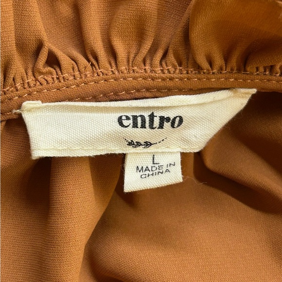 Entro Rust Ruffled Blouse - Picture 2 of 3